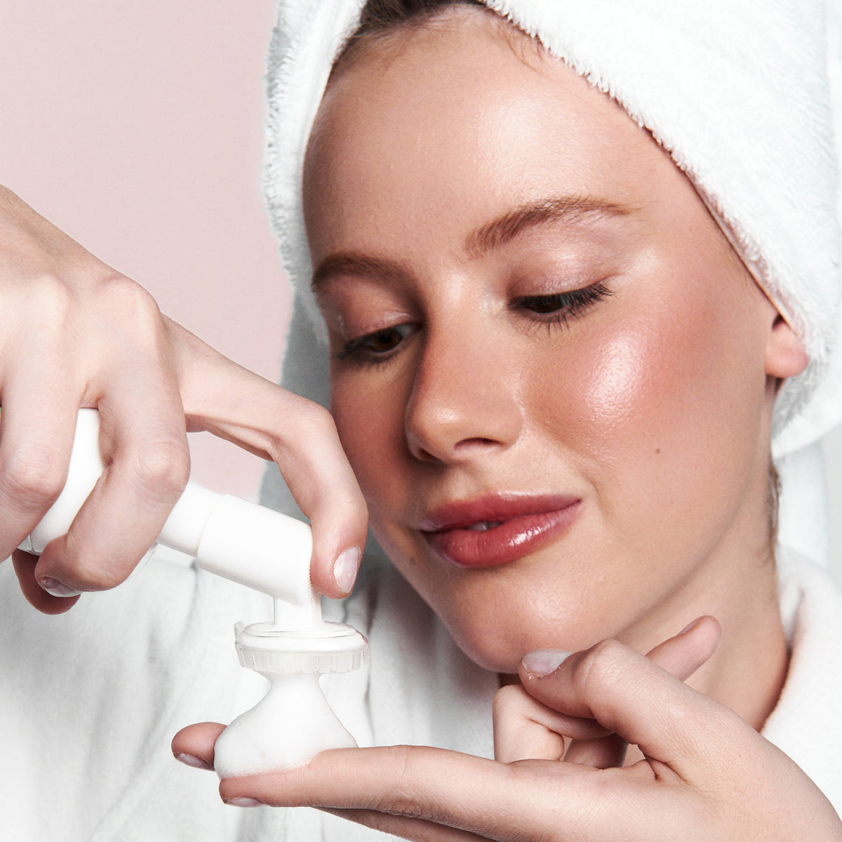 KIT ESPUMA EM DOBRO + UP BROW